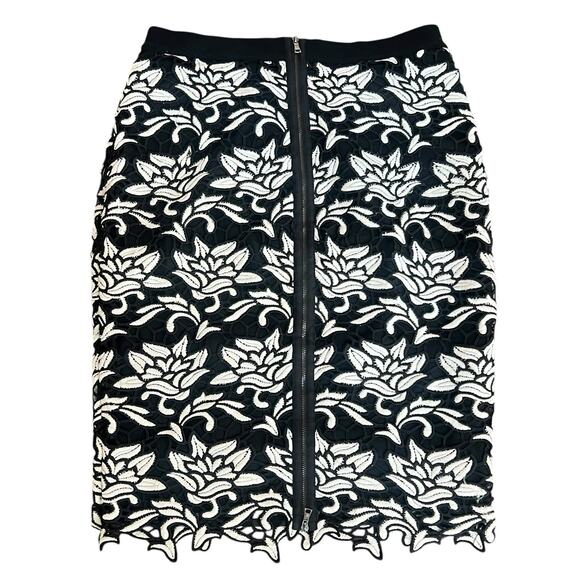 BCBG Maxazria Black White Lace Overlay Embroidered Pencil Skirt Size M - Picture 8 of 14